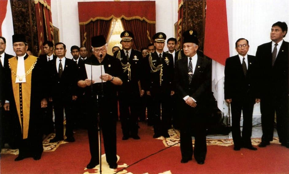 The unpopular transitional BJ Habibie administration achieved a great deal in its 17 months in power because of external pressure, as well as a desire to prove its reformist credentials to both supporters and critics.