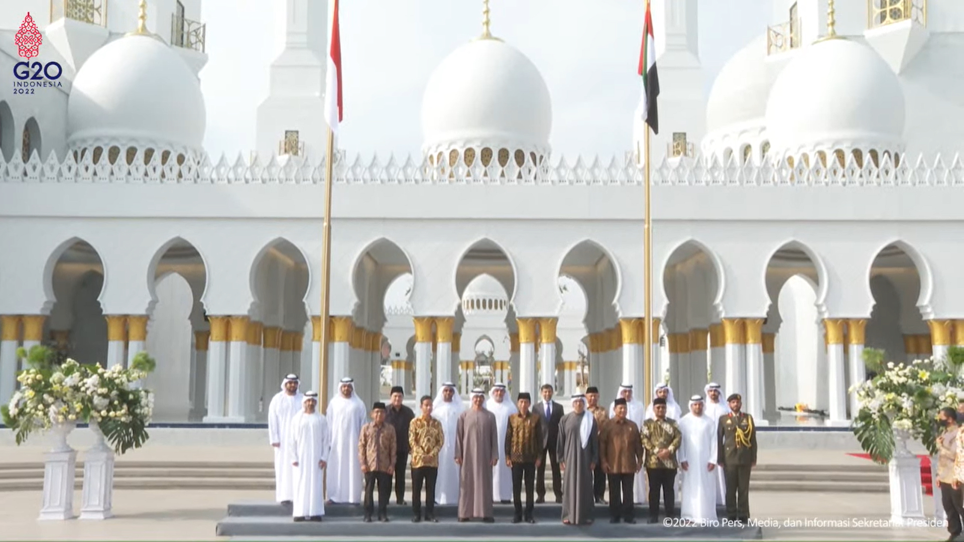 ما وراء مسجد الشيخ زايد الكبير: الإمارات العربية المتحدة والعلاقات العربية الإندونيسية